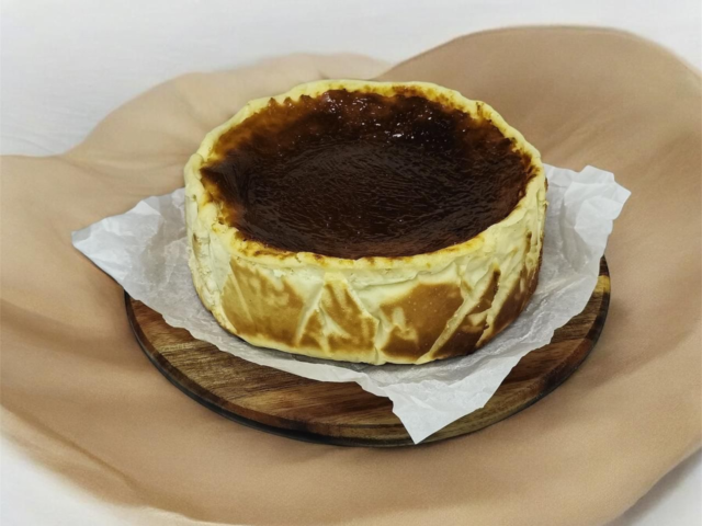 The Rich Flavours of Cheesecakes Dubai Has Made a Dessert Icon